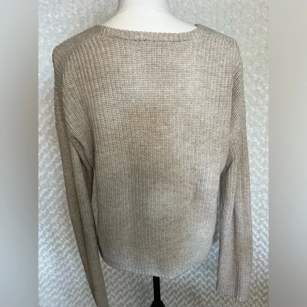 Marine Layer v neck sweater size medium - Picture 4 of 7